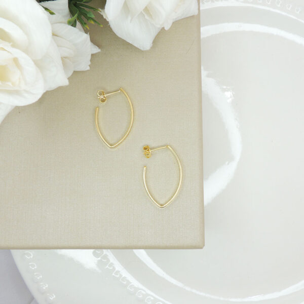 Brinco Argola Oval Folheado A Ouro 18k - Image 3