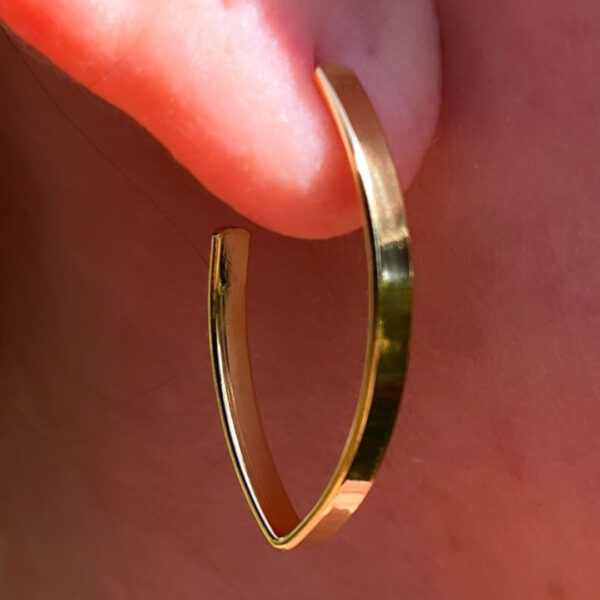 Brinco Argola Oval Folheado A Ouro 18k - Image 2